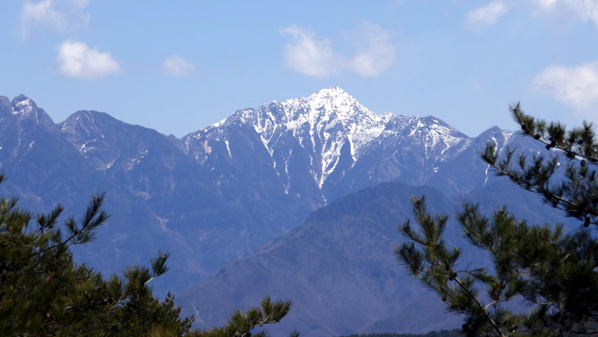 高鳥谷山