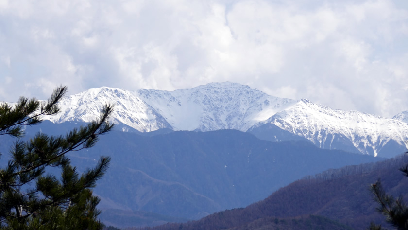 高鳥谷山