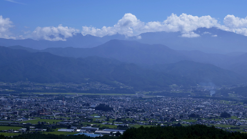 古城公園 あかつきの塔