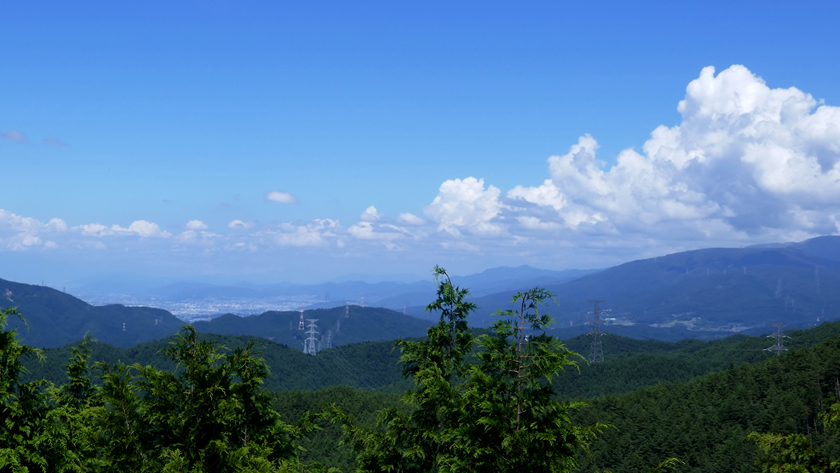 日本中心の展望台(鶴ヶ峰)