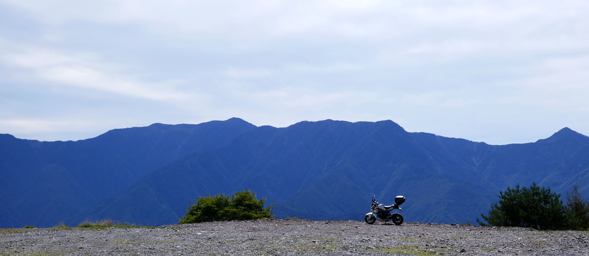 御池山隕石クレーター駐車場