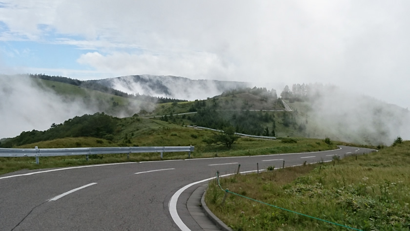 美ヶ原自然保護センター駐車場